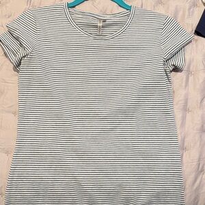 Banana Republic Gray and White Striped Short Sleeve Tee